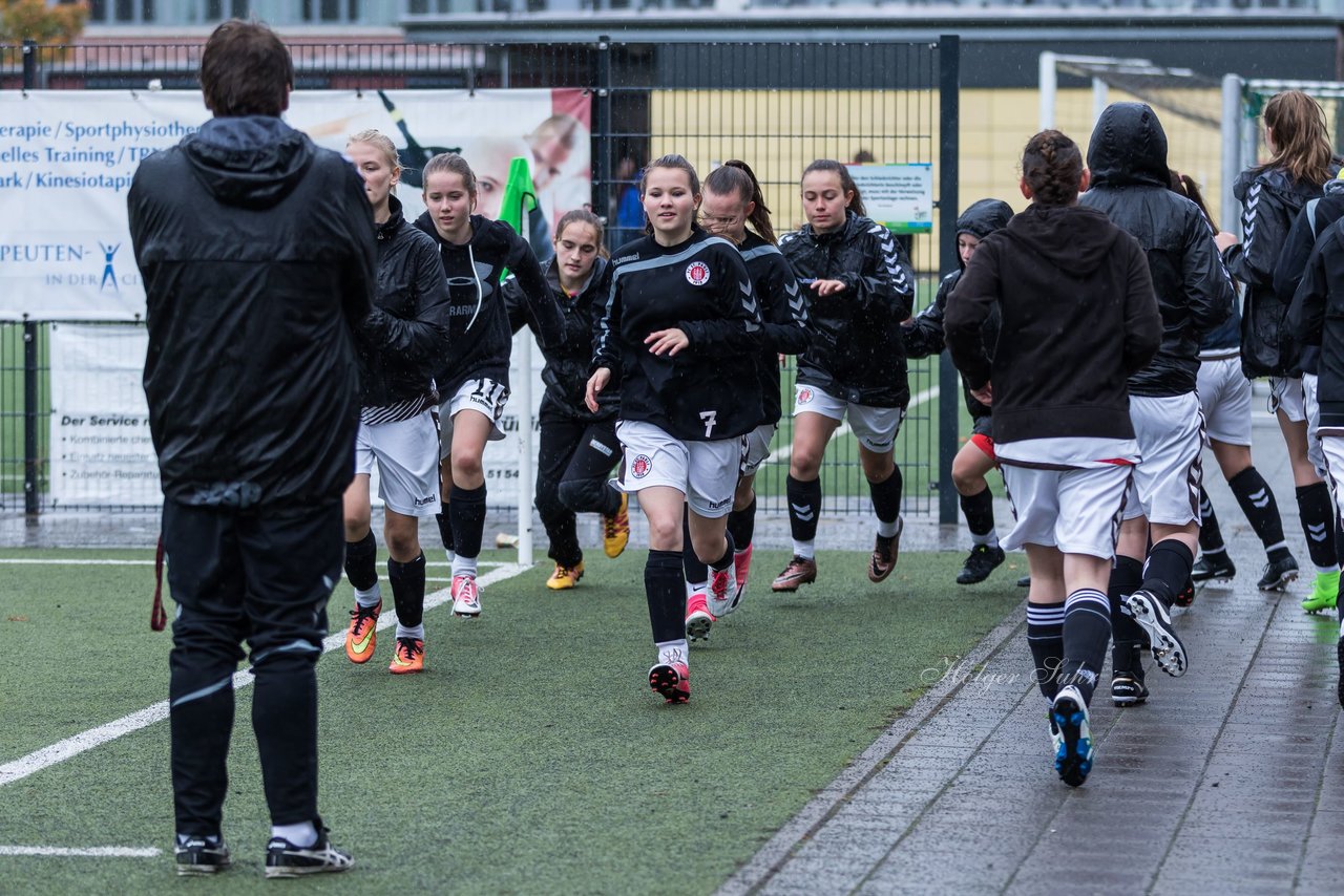 Bild 59 - B-Juniorinnen FC St.Pauli . Braedstrup IF : Ergebnis: 4:1